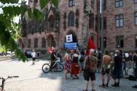 Die Abschlusskundgebung findet vor dem Saarbrücker Rathaus - ...