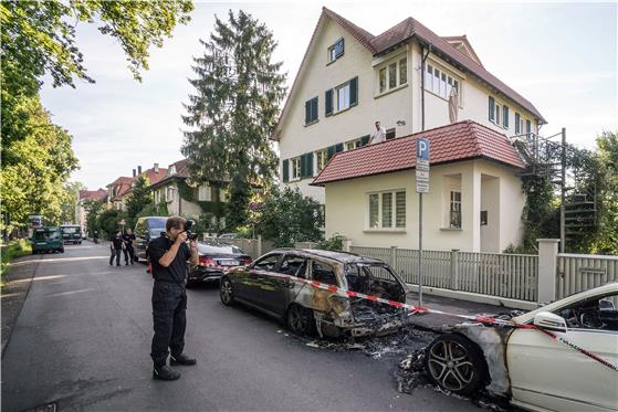 In der Tübinger Fürststraße brannten in der Nacht zum Montag drei Autos 