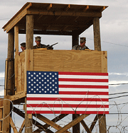 Überwachungsturm in Guantanamo Bay