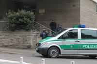 Die Polizei als Türsteher für die rechte Elite