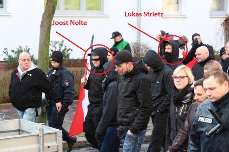 Joost Nolte und Lukas Strietz bei einer Demonstration von "Die Rechte" in Hildesheim