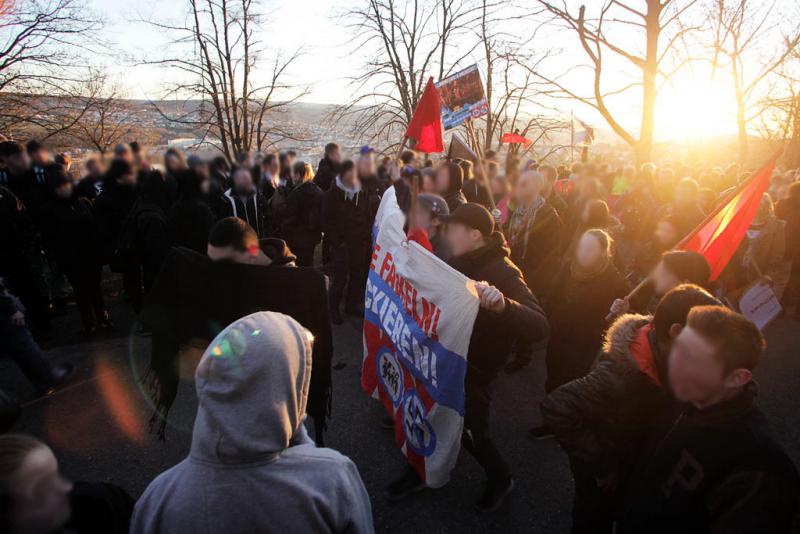 Blockade am Freibadparkplatz