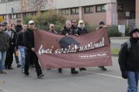 Hinter dem Hamburger Transparent liefen einige Frankfurter sowie andere Brandenburger Nazis