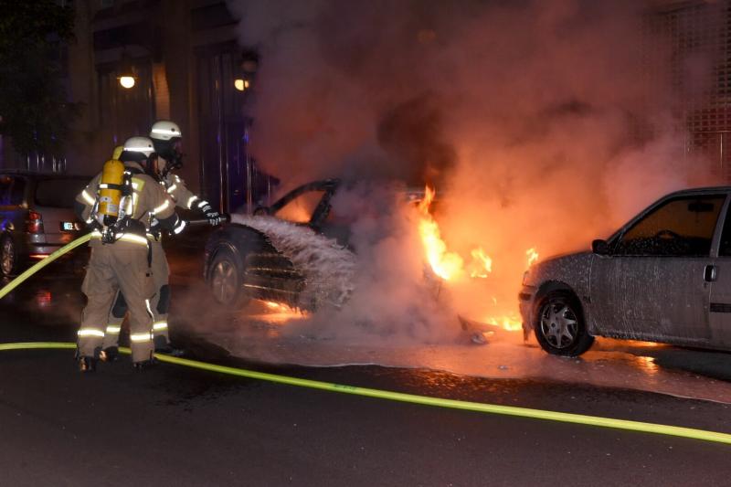 Die Feuerwehr war mit über 30 Leuten im Einsatz (Foto: Spreepicture)