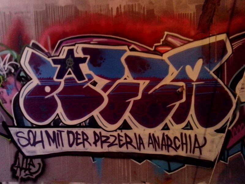 Soli-Graffito für die Pizza Anarchia!