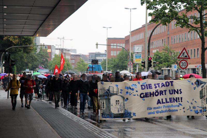 Kiel: Demo für Wagenplatz 1