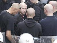 1. Mai 2009 Skinheadfront Dortmund Dorstfeldnach dem Überfall auf die 1. Mai Demo des DGBPatrick Brdonkalla (DVU)