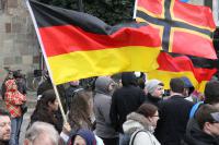 Deutschland-Fahnen bei "Demo für Alle"