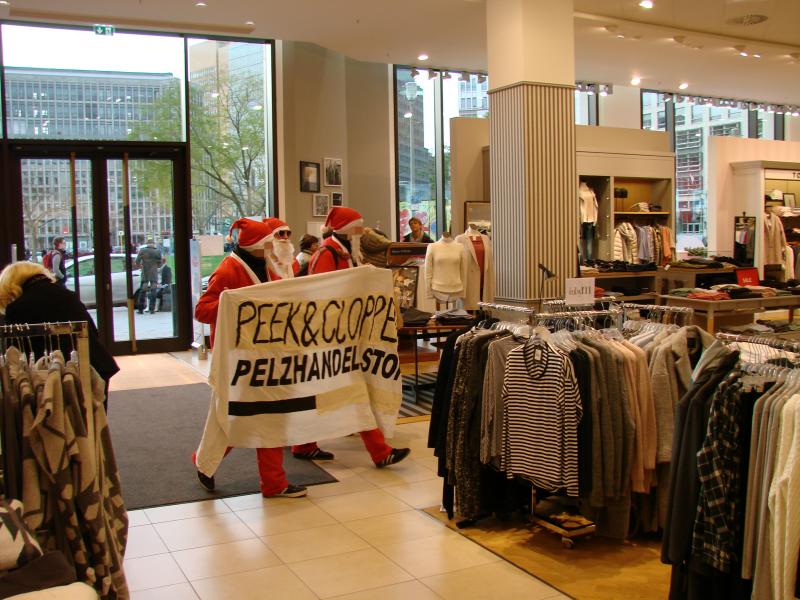 Schöne Bescherung für P&C in der Mall of Shame 2