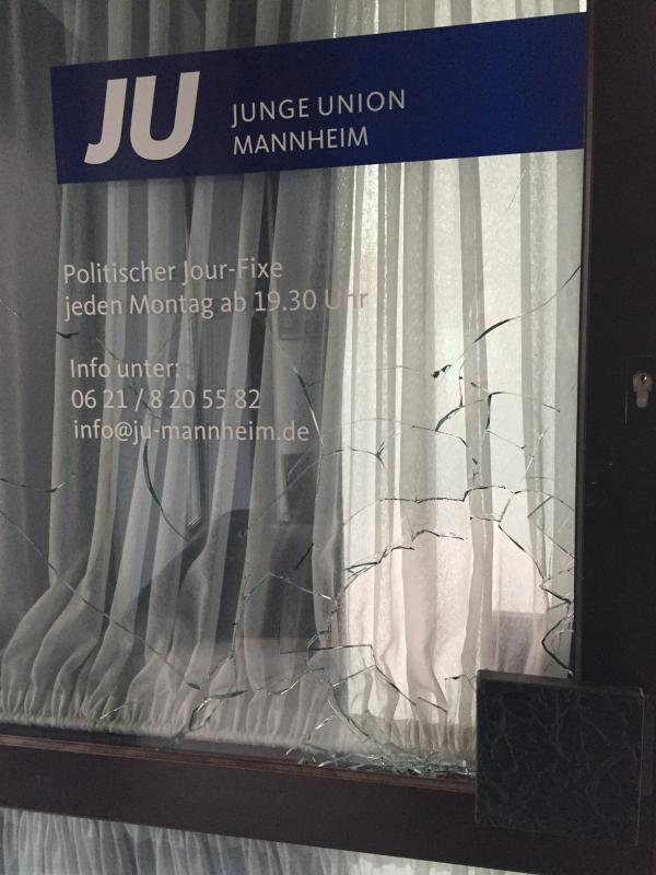 JU-Büro kaputt in Mannheim