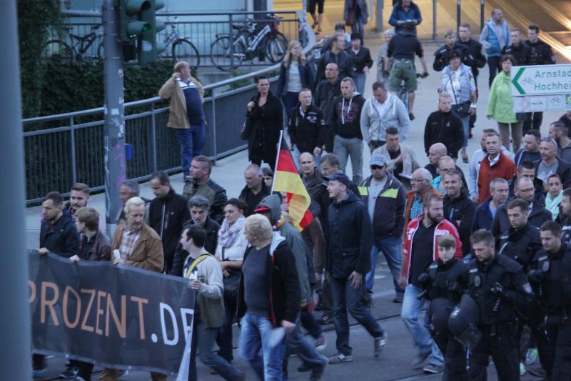 Identitäre bei AfD-Aufmarsch im September. (2)