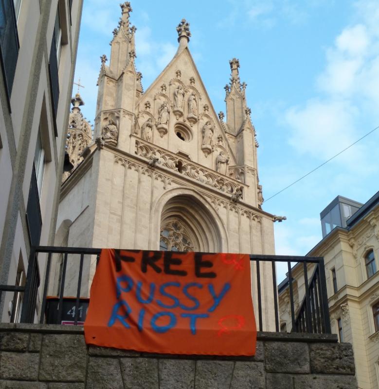 Free Pussy Riot Kirche