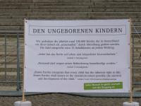 fundichristenschild vor dem bschlandtag treppe