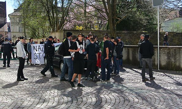 Materialauto/Zufahrt von SBH-gida blockiert