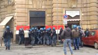 Räumung des Blocco Studentesco Sitz an der Piazza Perin del Vaga am 23.03.2015 in Rom  (Foto: La Republica)