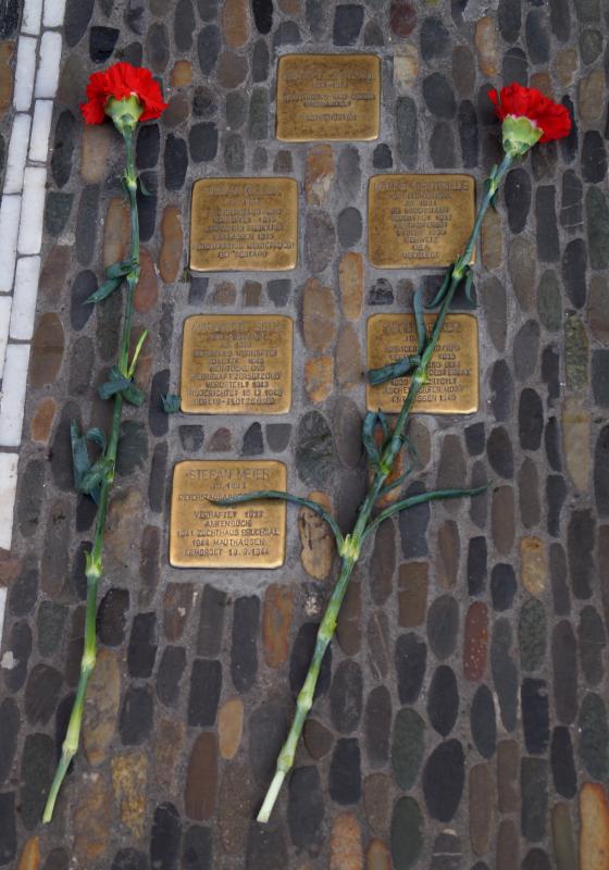 stolpersteine margarete seitz und käthe vordtriede