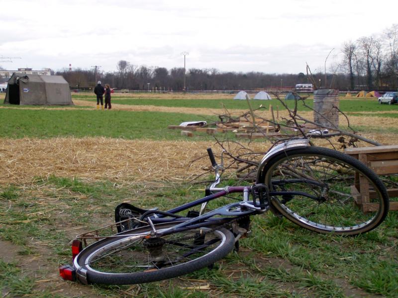 es werden noch immer viele Action Bikes im Camp gebraucht!Viva la Velorution!