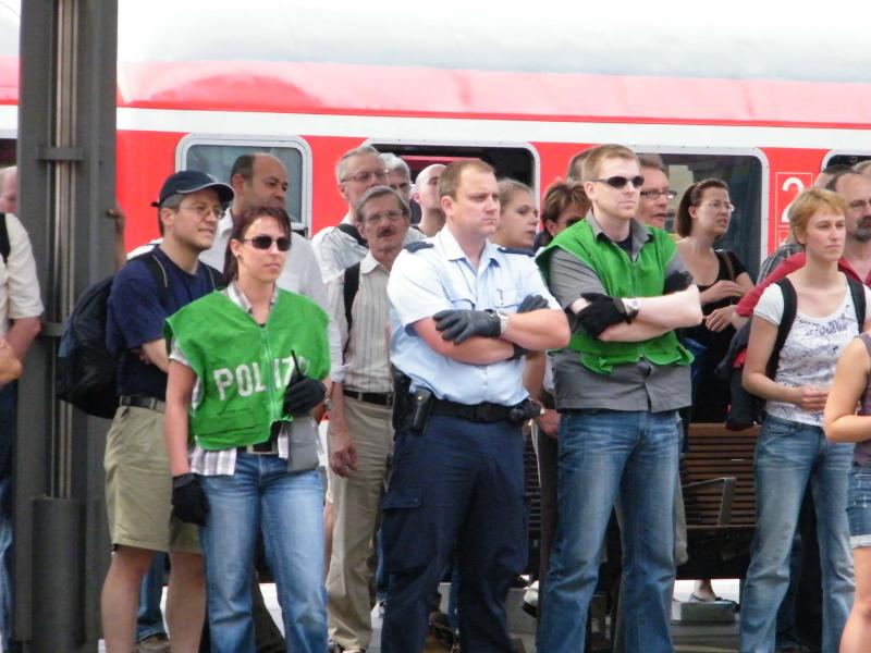 Zivibullen und Bundespolizei