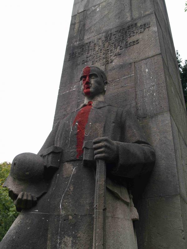 Vom Schicksal ereilt, das Langendreer Soldatendenkmal.