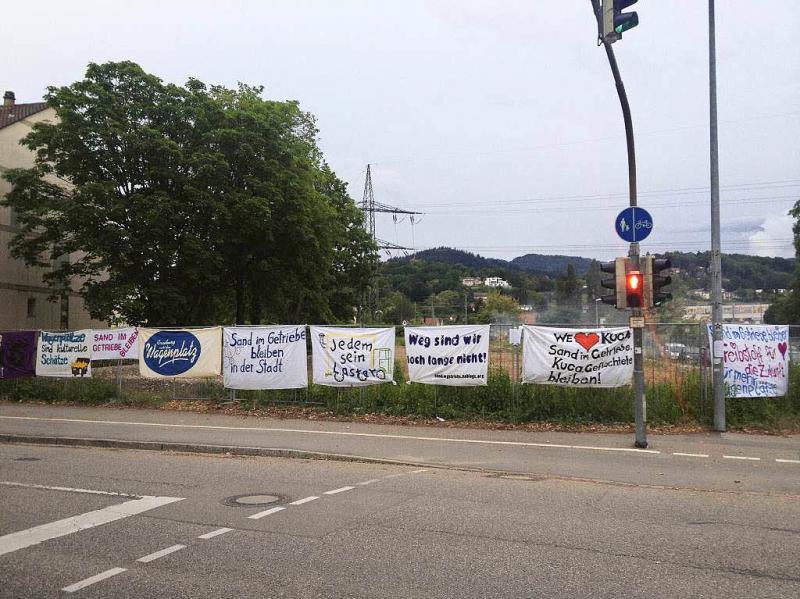 Sand im Getriebe besetzt Grundstück im Schildackerweg