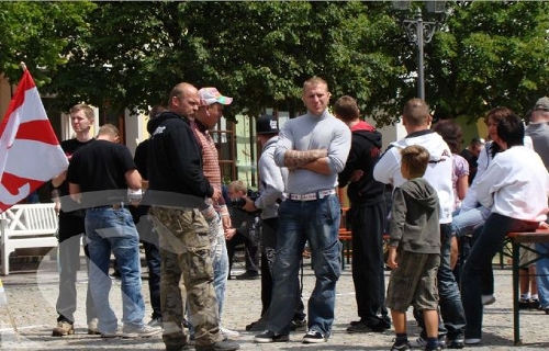 Der Betreiber Daniel Kilian bei einer Naziversammlung 2010 in Thüringen