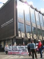 [Bremen] 150 gegen die geplante Änderung des Asylrechts 3
