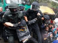 Polizeigewalt gegen S21-Proteste