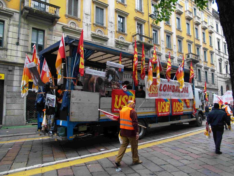 Sciopriamo Expo,1. Mai 2015 - Milano