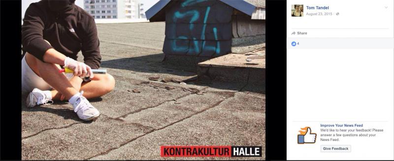 Tom Tandel bei einer Banneraktion der Kontrakultur Halle