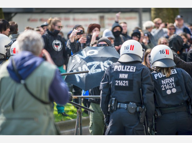 Proteste gegen den NPD Aufmarsch am 1. Mai 2016 in Bochum