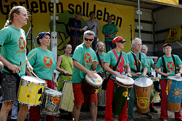 Wenn im Wendland protestiert wird, ist die Xamba-Trommlergruppe immer mit dabei 