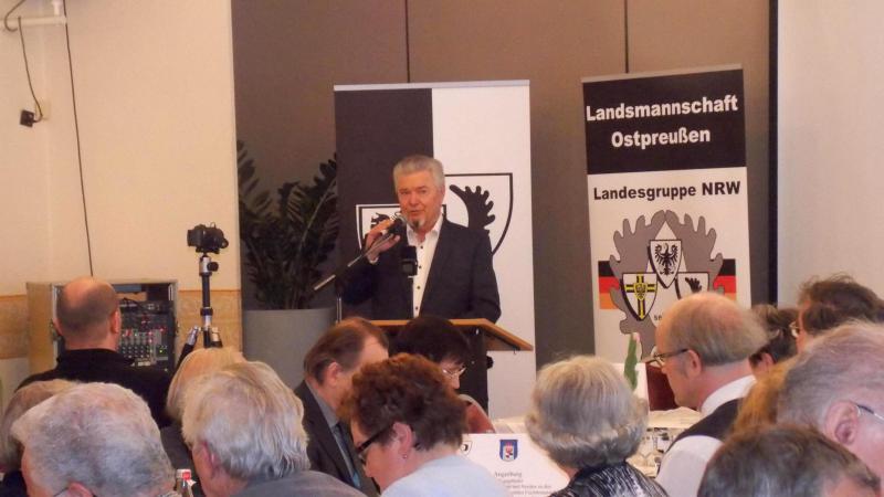 Alfred Nehrenheim (Vorsitzender Kreisverband Oberhausen) Frühjahrstagung der Landsmannschaft Ostpreußen NRW am 15.03.2014 im Hotel-Restaurant "Haus Union"