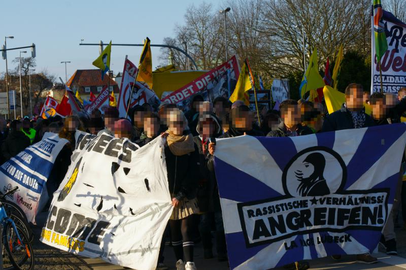 Demo »Refugees Welcome – Solidarität auf die Straße tragen«