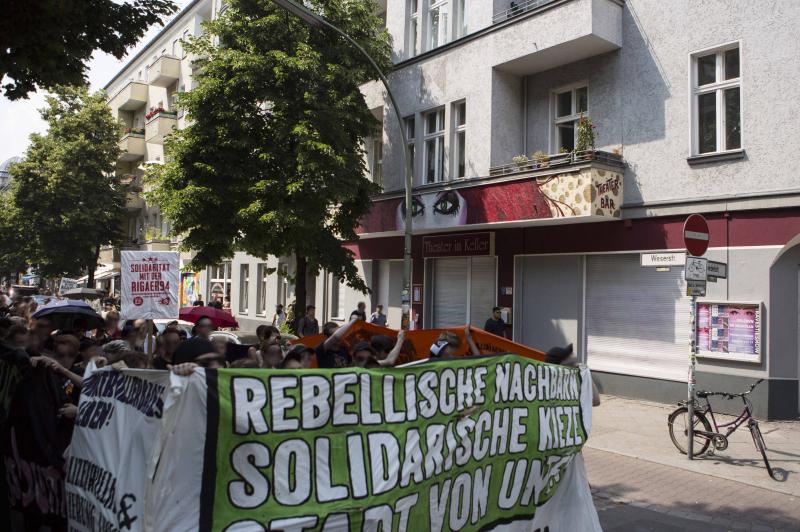 ...durch die Weserstraße...