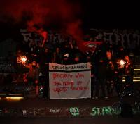 Transparent: solidarity with the victims of fascist violence!