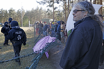 Rangeleien in Gorleben 4