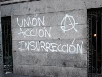 "Einigkeit, Aktion, Aufstand", Graffito in Madrid - Foto von juancarlosmohr@twitter