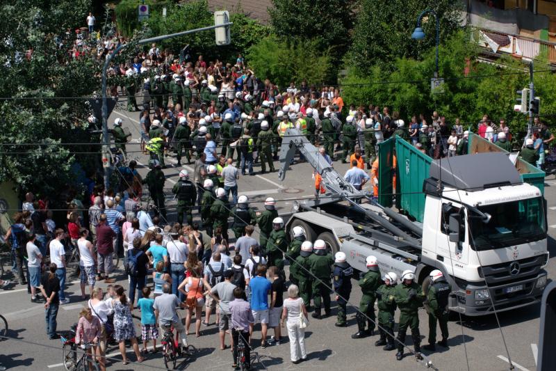 Blockade gegen Barri-Räumung