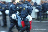 [NOKargida]  Polizei geht in Karlsruhe erneut gegen GegendemonstrantInnen vor 4