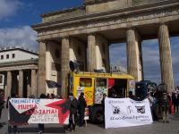 Mumia Abu Jamal braucht uns jetzt - Demo in Berlin 8