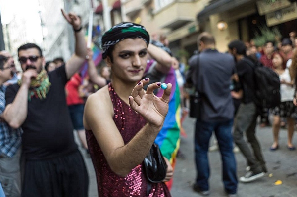 istanbul pride 2015 kugel