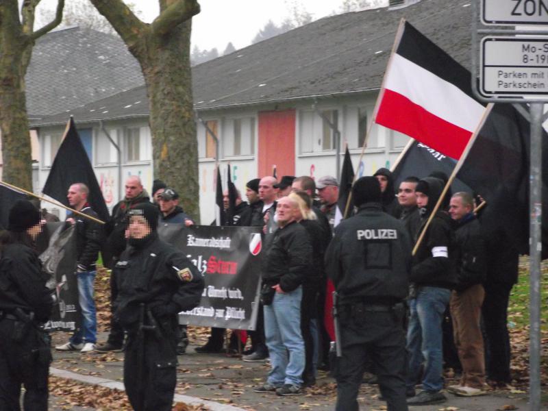 [KL] Heimlicher Aufmarsch der Faschisten - 9