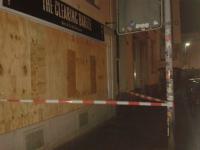 Eingeschmissene Scheiben, The Clearing Barrel in Kaiserslautern, (9)