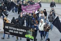 In Remagen laufen am 12.11.2016 Faschisten aus dem Kraichgau mit (Bildmitte).