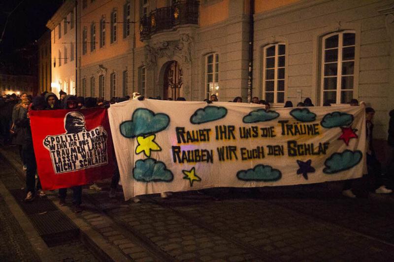 Die Demonstration am Bertoldsbrunnen. Foto: Markus Wichmann