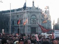 Schwarze Fahne vor Rathaus Madrid - Foto von juancarlosmohr@twitter