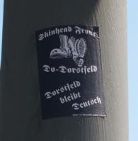 Aufkleber der Skinheadfront Dortmund-Dorstfeld(Foto: Azzoncao)