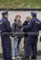 Franziska und Peer Koss beim Gespräch mit der Polizei am 17. Januar 2015. (Foto: pressedienst frankfurt (oder))