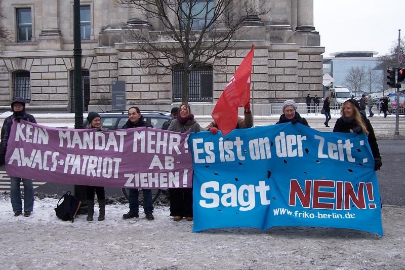 Transpi Sagt Nein zur Stationierung