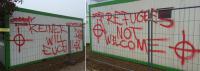 Rechte Graffiti an Fluechtlingsunterkunft im Leipziger Osten